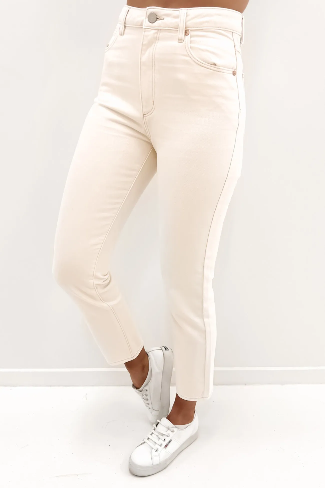 A 94 High Slim Jean Stone White