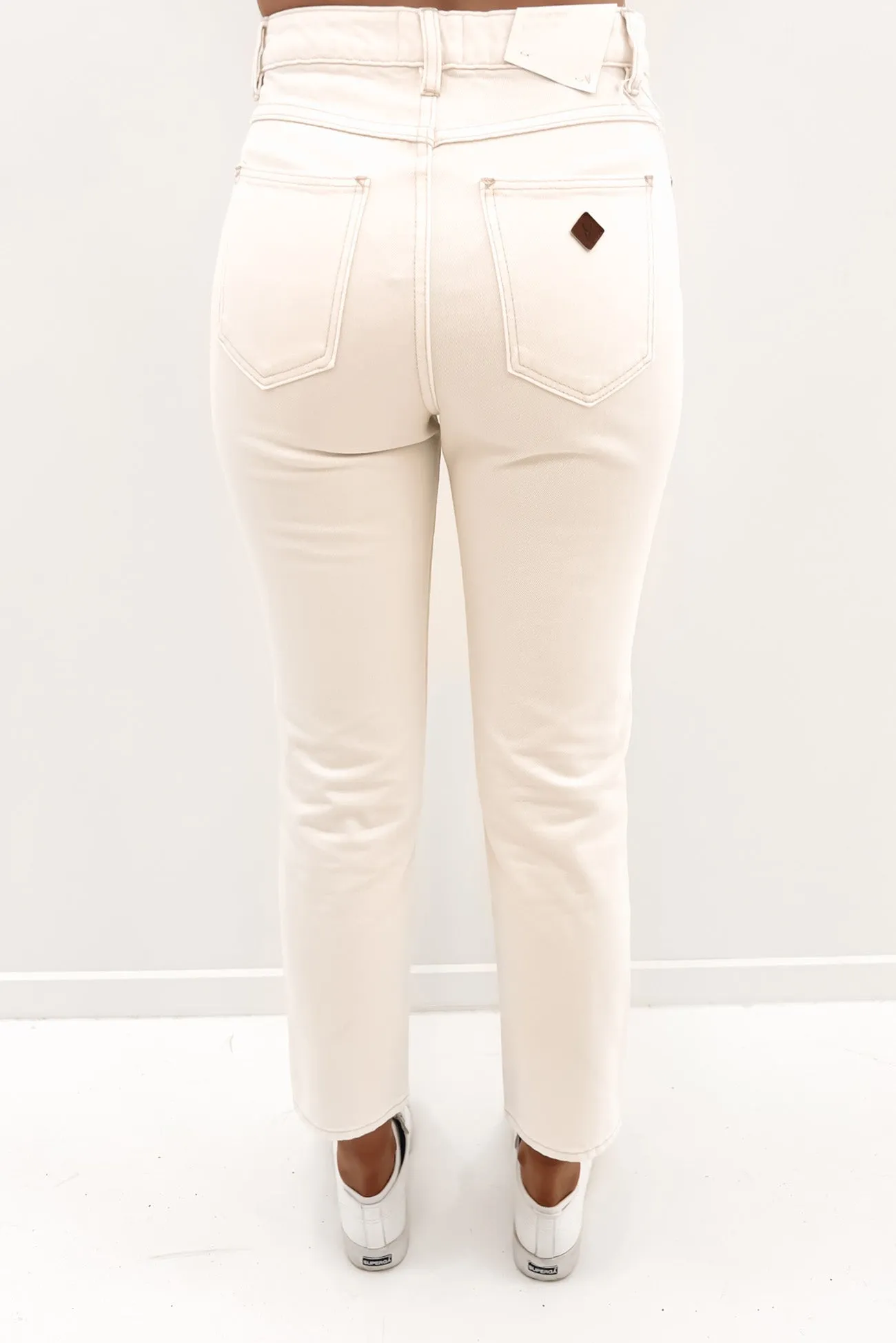 A 94 High Slim Jean Stone White