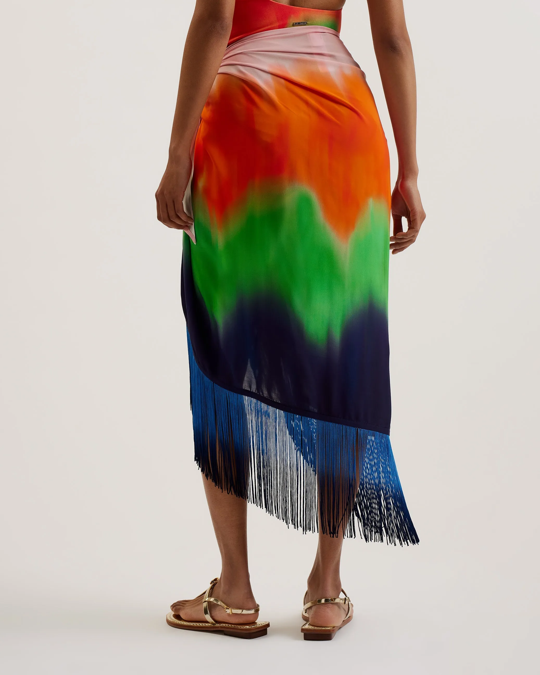 Darlha Ombre Asymmetric Beach Sarong Multicol