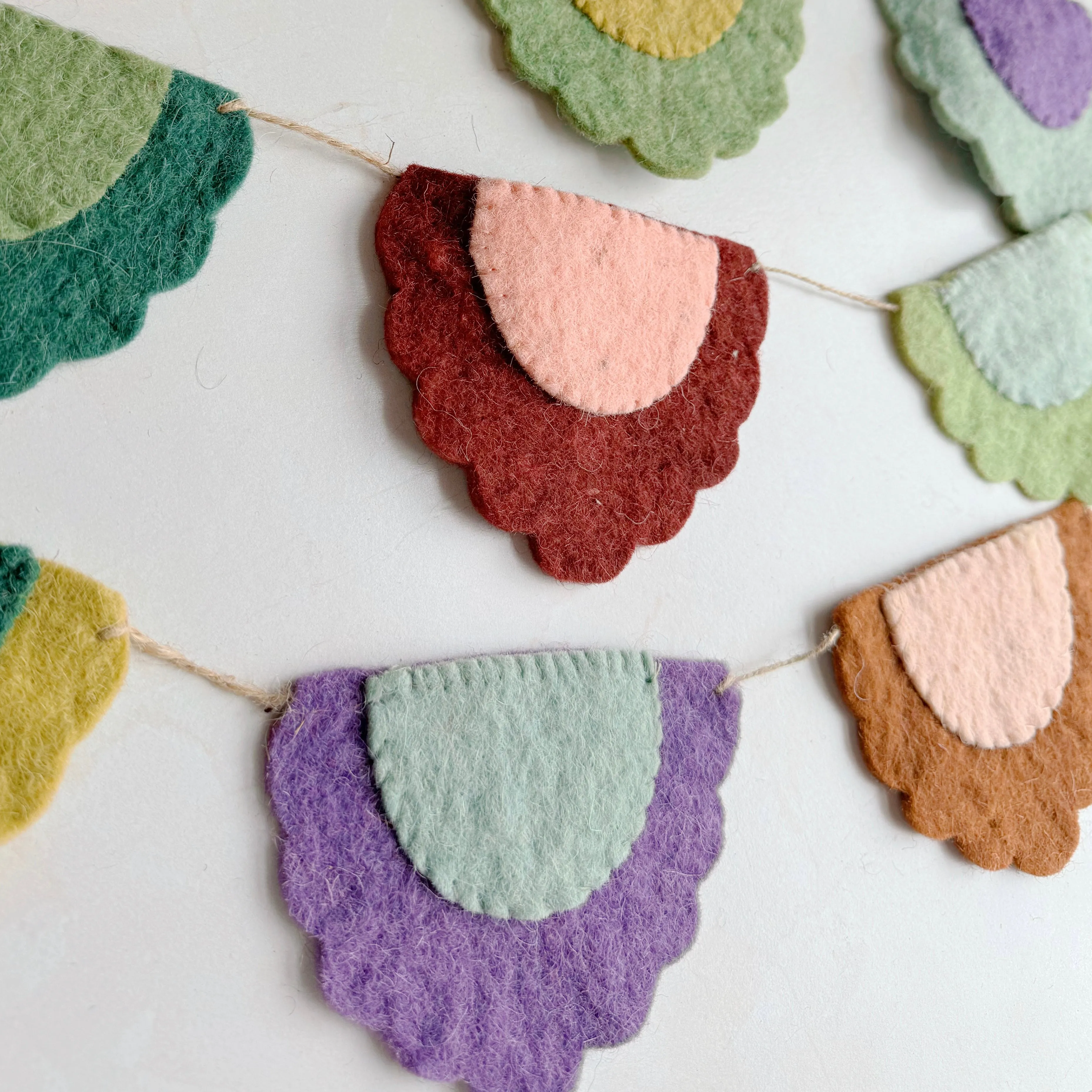 Felt Scalloped Bunting Garland