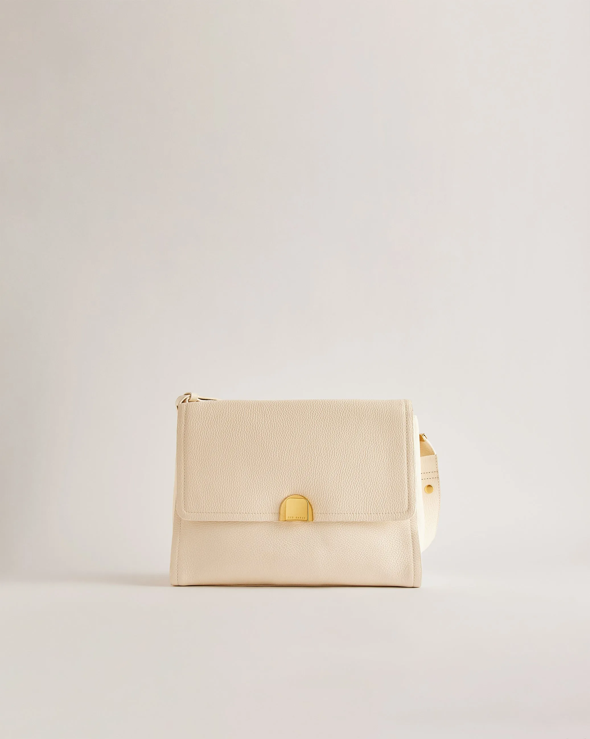 Imilily Lock Detail Large Shoulder Bag Ivory