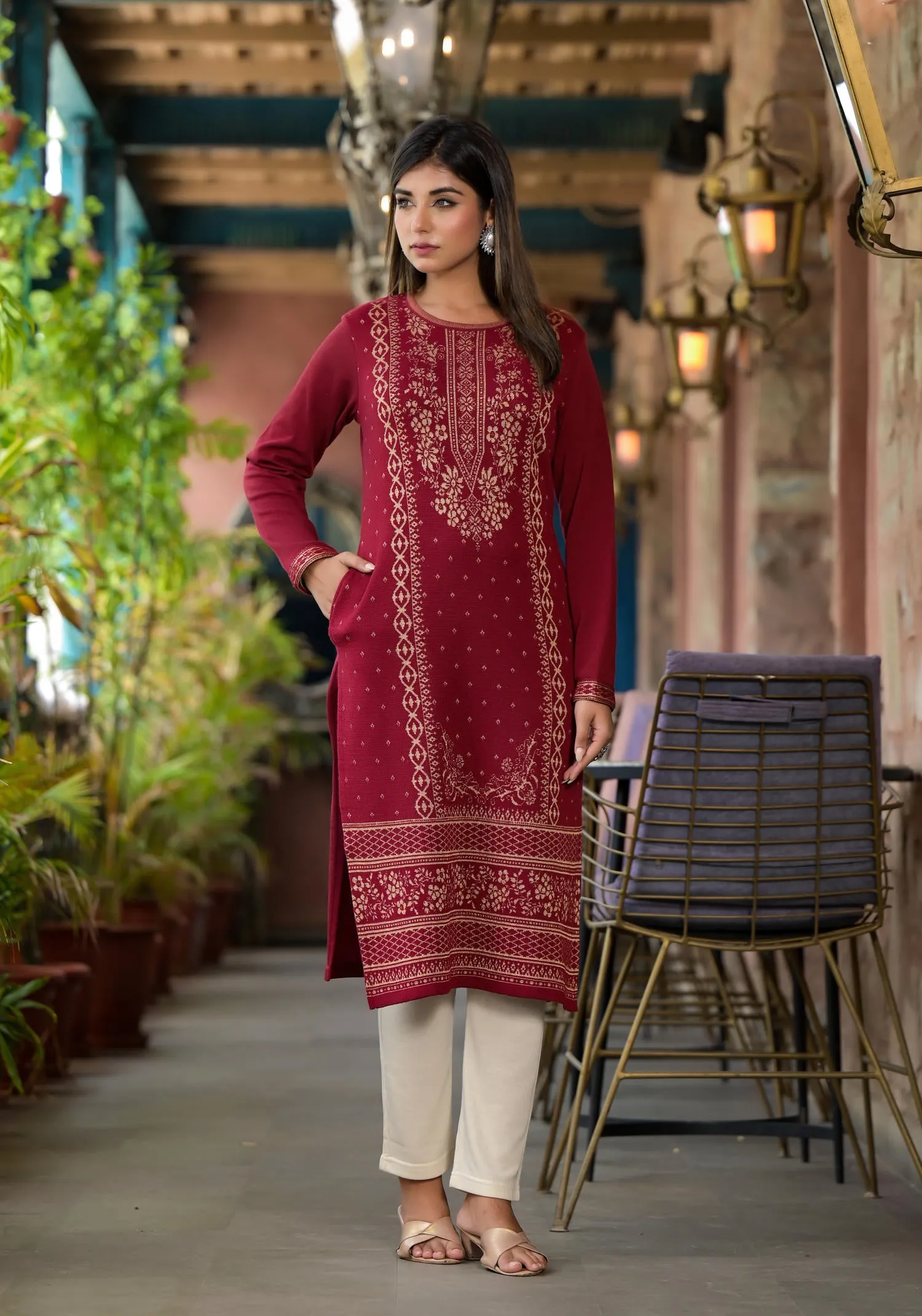 Maroon Ethnic Motif Printed Polycotton Kurta