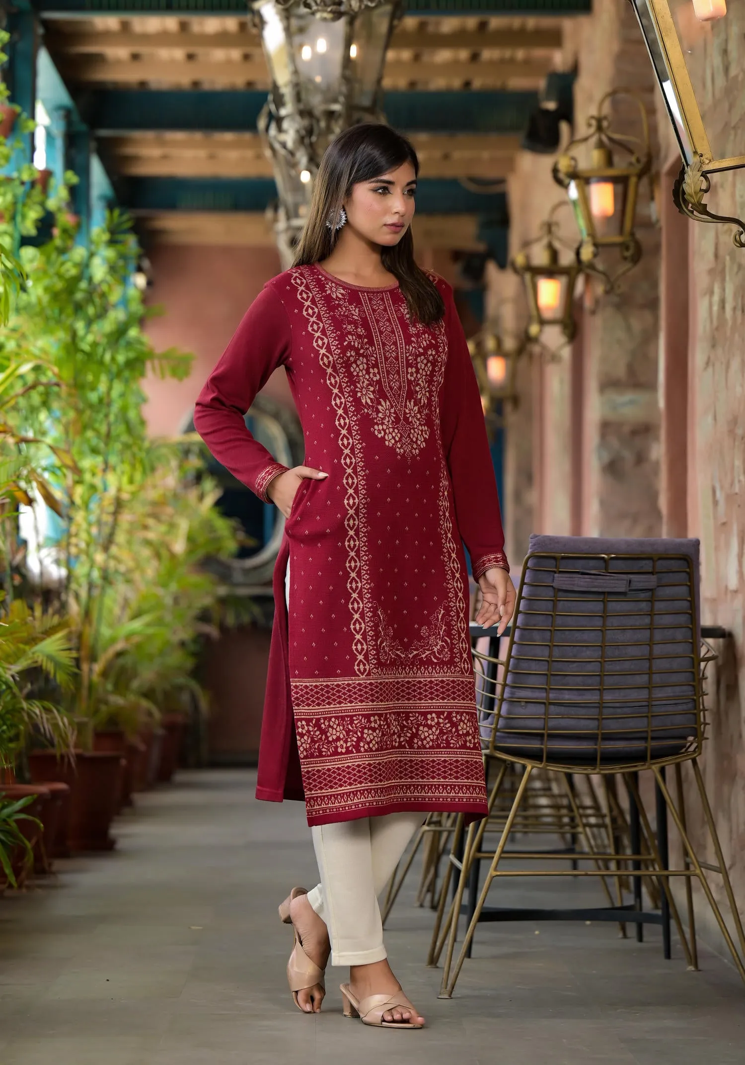 Maroon Ethnic Motif Printed Polycotton Kurta